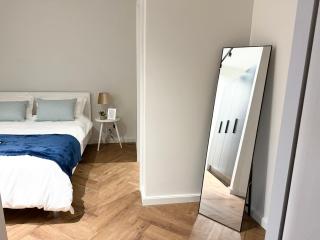 Luxe 1br apartment on Park - 7