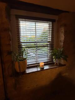 The Snug- A beautiful and characterful property connected to a historic Georgian Manor House - 2