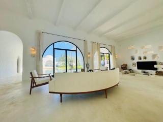 Charming Luxury Villa Poolside Paradise in Nature - 6
