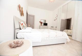 Sweet Home - 6