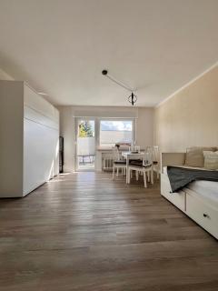 Modernes Apartment Westerwaldsteig mit Balkon und Klima -  - 8