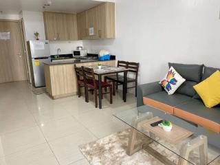 Shore Residence 2br 5f walking distance MOA near airport - 7