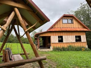 Petrashiv Cottage Behind the River - 0