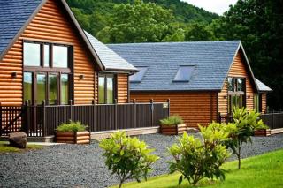 Plum Tree Lodge - 9