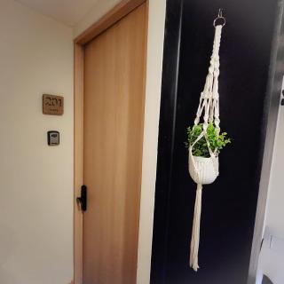Boho Chic Studio Steps to 5th Ave King bed wifi Rooftop pool - 2