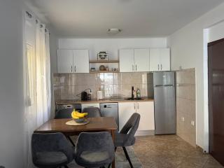 Apartment DJ - Ðenovići - 5