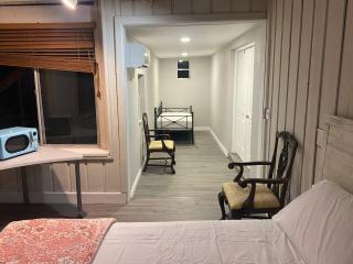 Entire 4 Bedroom Home in Winter Park FL - 1