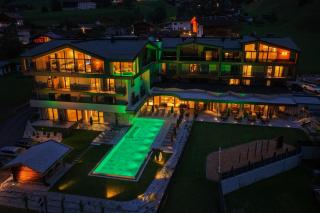 Neueröffnung ELVA PREMIUM APARTMENT HOTEL inklusive Sommerpass STUBAI SUPER CARD - 0