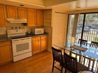 Very nice 2 bedroom 2 bath Condo - 7
