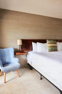Worldwide Suites Near IGI Airport - 4