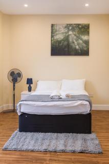 Cozy Flat in Walsall Town Centre - Walsall - 6