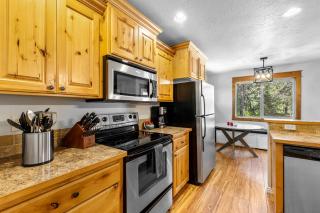 Ski Haus- Remodeled- Near Tamarack and Lake Cascade- pet ok - 5