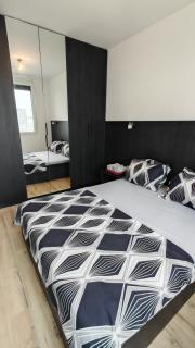 ARED AFI Arad 2025 ChrysFlatty5 Central modern Apartment 70mp City View - 6