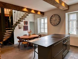 LE DUPLEX Gîte de charme au pied du Château - 8