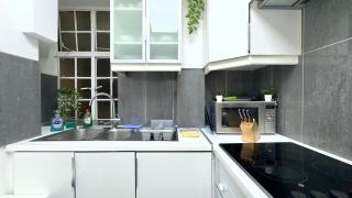 Spacious 2 Bedroom Apartment Queensway Central London by Wild - 2