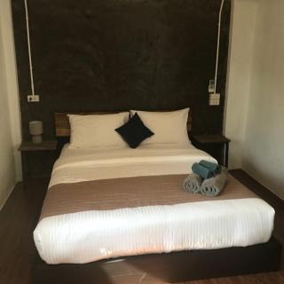 Kingfisher House - 5