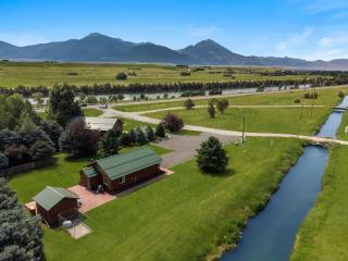 The Trout House An Authentic Montana Experience - 2