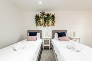 KGV Stays Millbrook Executive Smart Corporate Apartment with Excellent City Links - 9