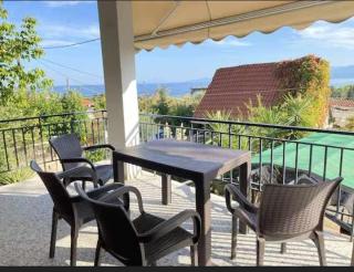 INDEPENDENT RESIDENCE WITH a VIEW - 6