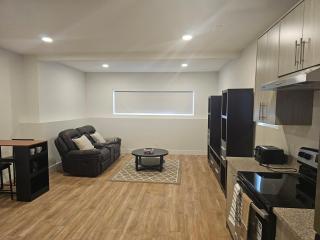 Spacious 1 BRD Basement Suite - Prince George - 0