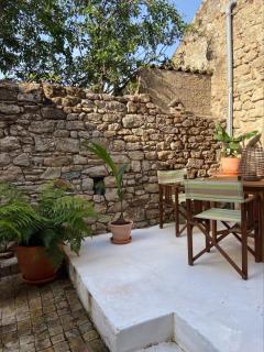Salt worker's house - 9