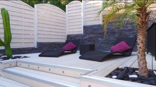 MINI-VILLA "SEAVIEWS BY JENNI MENTON" Calme,vue féérique,immense terrasse et parking privé à 5 minutes du coeur de ville - 1