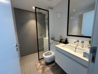 Stylish Waterfront 1BR on Al Reem Island -  - 2