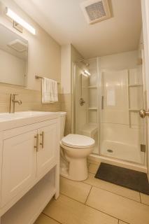 Perfect Downtown Stay Yale Walk Sallys Apizza - 7