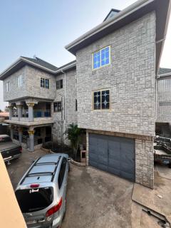 Fofana Luxury Apartments - 3