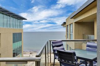 Seaside Apartment with Shared Gym & Sauna - 7