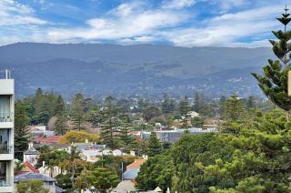 Seaside Apartment with Shared Gym & Sauna - 5