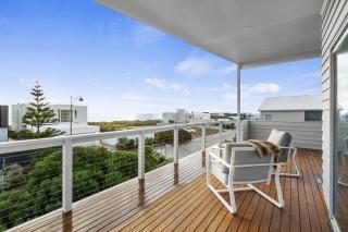 Spacious 4-Bed Home by Sellicks Beach - 8