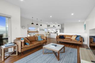 Spacious 4-Bed Home by Sellicks Beach - 5