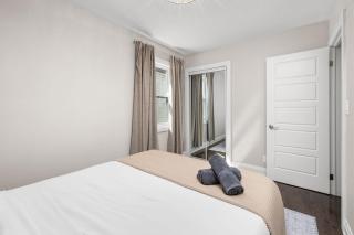Entire Unit - Steps From History - 5 Mins To Beaches - 8