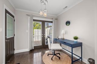Entire Unit - Steps From History - 5 Mins To Beaches - 5