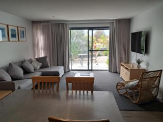Batehaven Resort - 1
