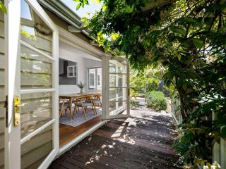 Newberry Cottage - Beach, Games & Alfresco Bliss - 5