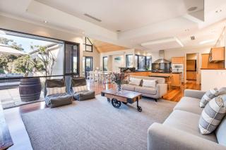 Nanga Mai - Luxe Bushland Haven near Yallingup Beach - 0