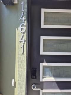 Superb 1-Bdr Apt in New Condo - 4