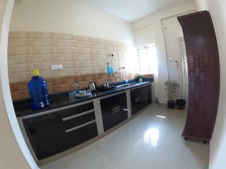 Happy Holiday inn service apartment - 2