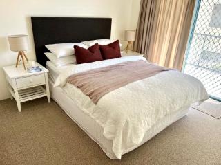 Campbells Cove Unit 1, 30 Esplanade Headland, King - 7