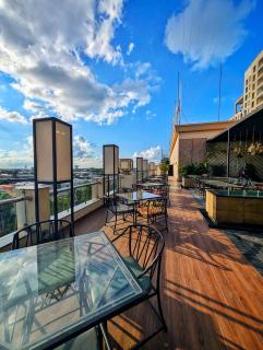 Luxury One Bedroom Penthouse Goldcrest Mall DHA Phase 4 - 5