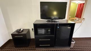 Executive Inn - 5