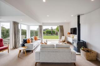 7th Heaven - Bluff Hill, Napier - 2