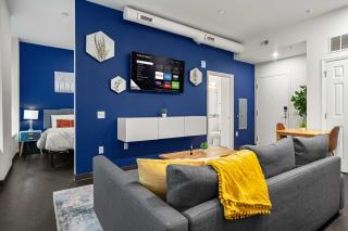 CozySuites Stunning 1BR in Downtown Pitts #12 - 8