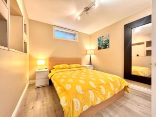 Cozy 1bedroom Suite in Vancouver Westside - 1