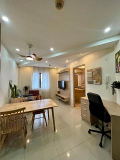 Interior Designed 1BR Unit near NAIA T3 - 3