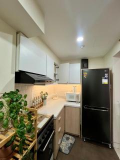 Interior Designed 1BR Unit near NAIA T3 - 2