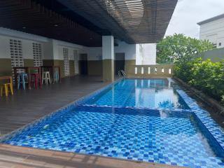 2 BR Spacious Loft Apartment - 5