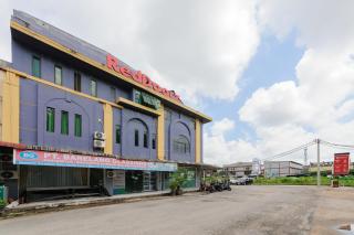 RedDoorz Near RSUD Embung Fatimah Batam - 6